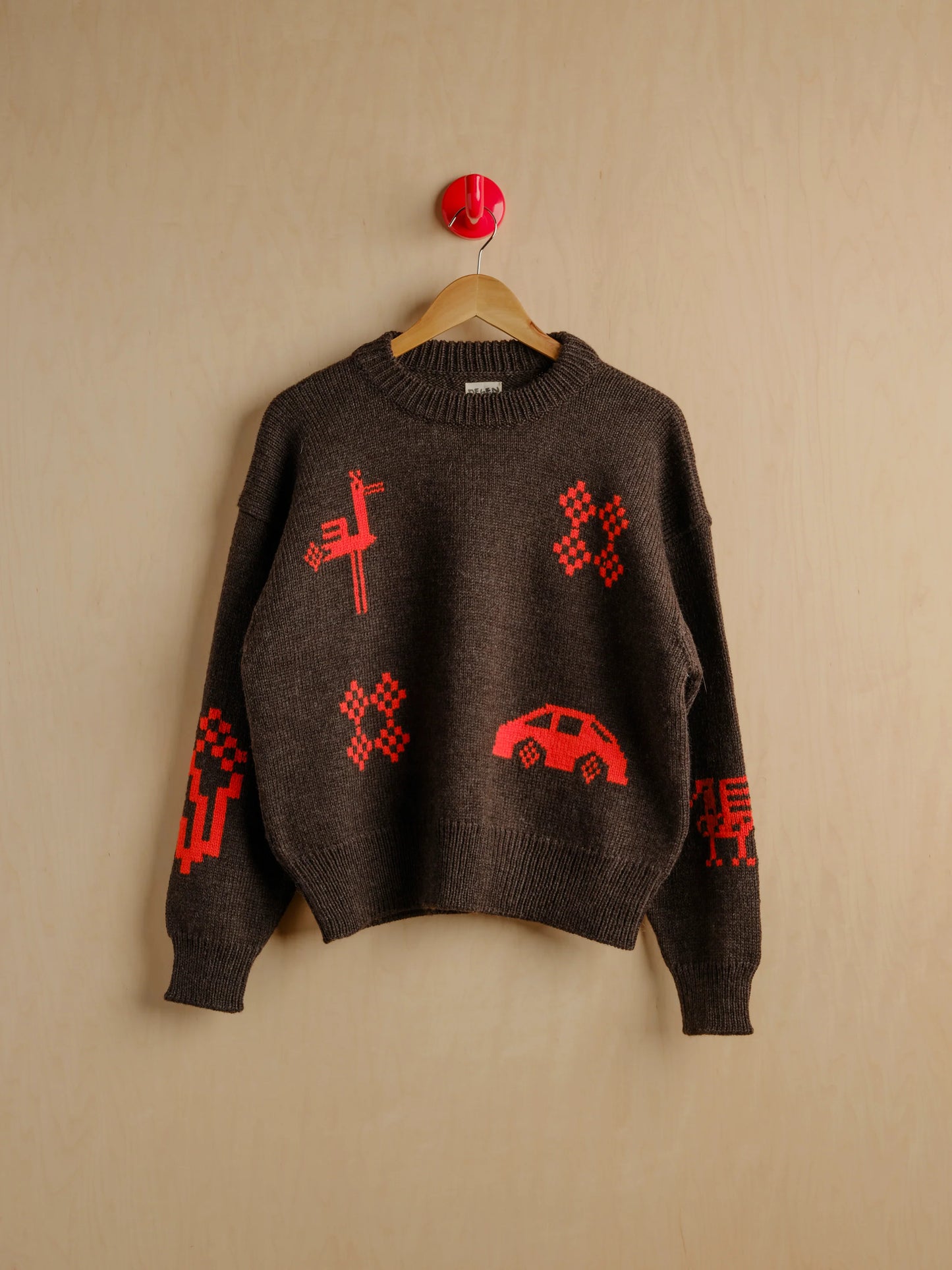 X90 + Birds Sweater - Walnut